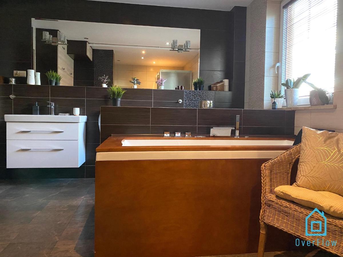 Lux Apartment - Lakefront Apartment In Kamien With Sauna & Hot Tub Only 30 Minutes From Gdansk And Gdynia Bagian luar foto
